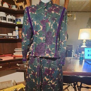 Vintage Doncaster II 2-Piece Blouse/Skirt Set